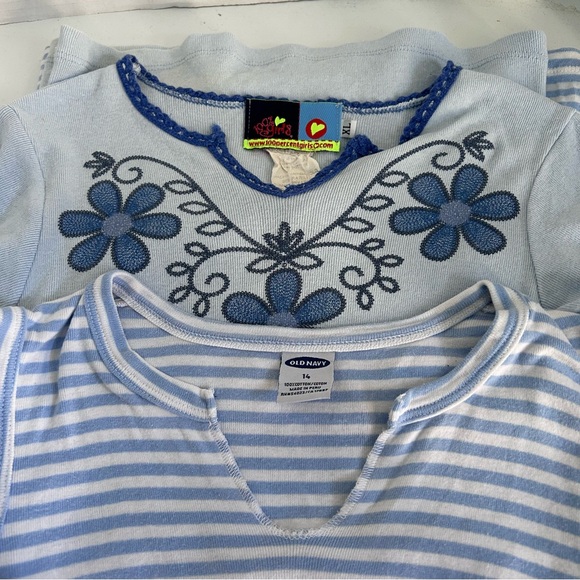 Lot of 2 youth T shirts size 14 & XL - Picture 1 of 9